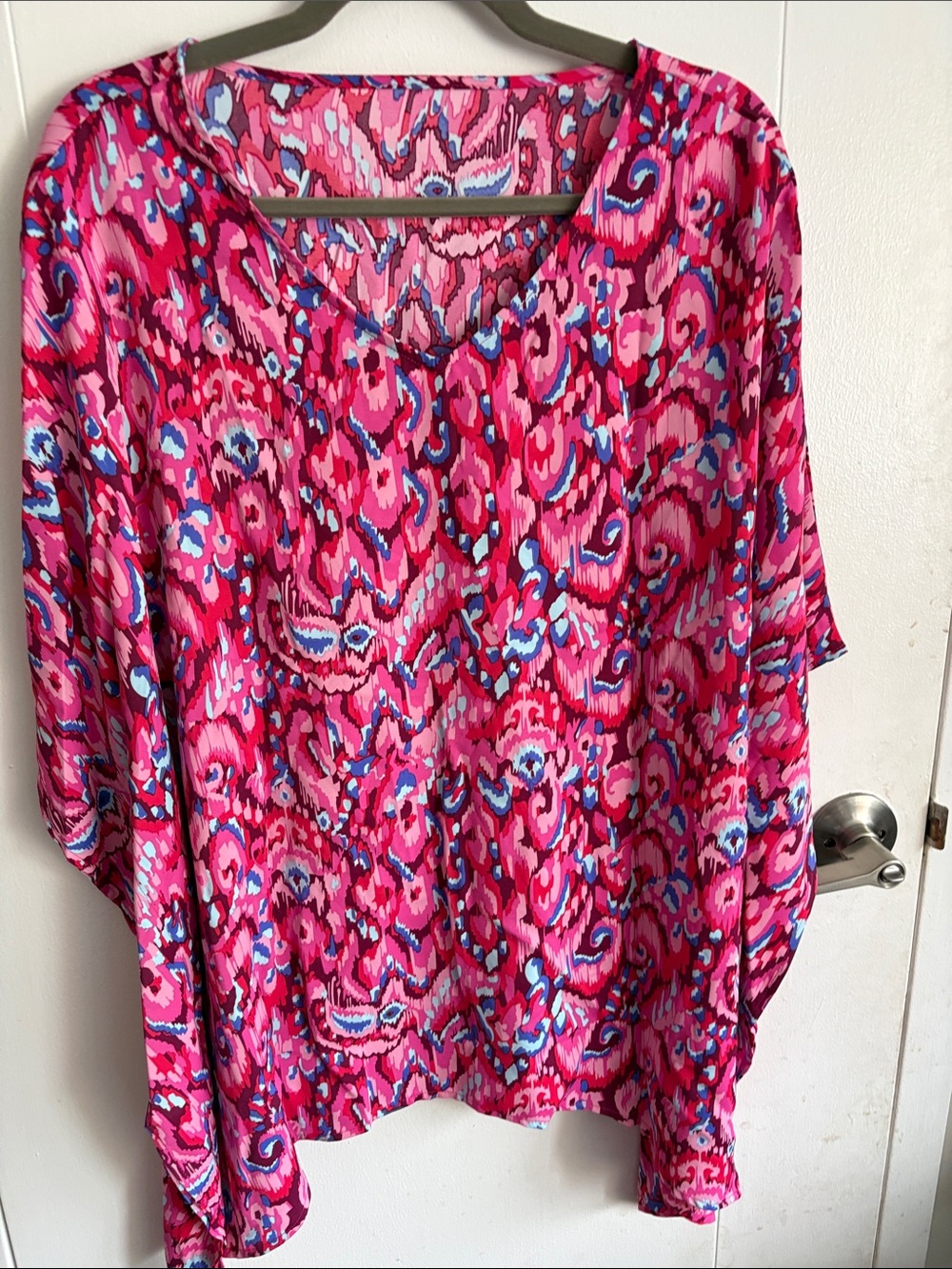 Vibrant Pink Printed V-Neck Tunic Top